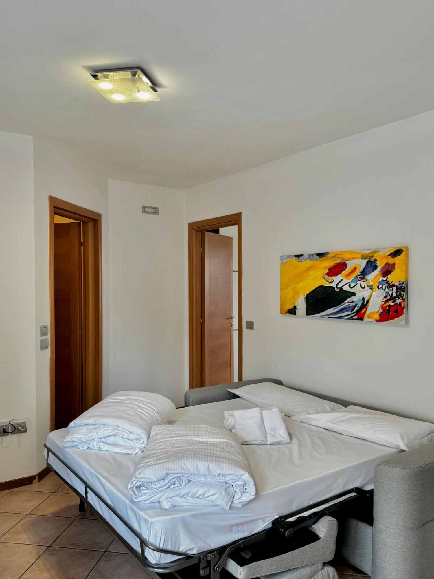 Sweet Spot Aparthotel Riva del Garda Exterior photo